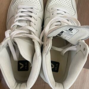 Veja Cream High-Top Sneakers